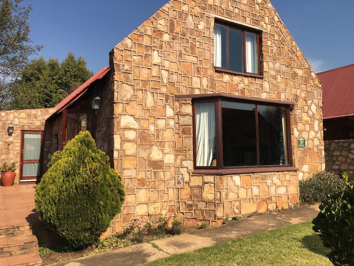 Marigold'S 37 Critchley Common Vila Dullstroom Exterior foto