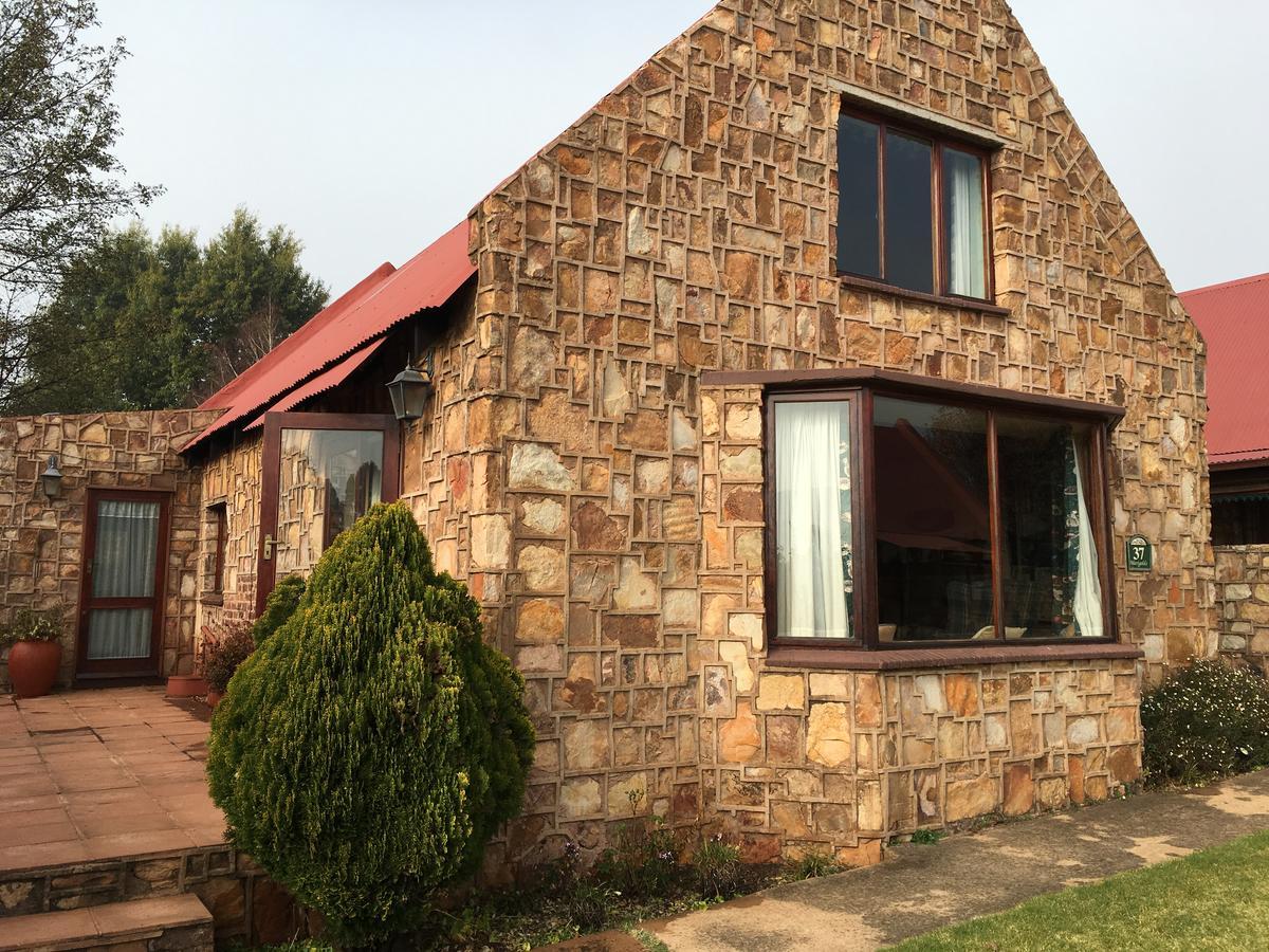Marigold'S 37 Critchley Common Vila Dullstroom Exterior foto